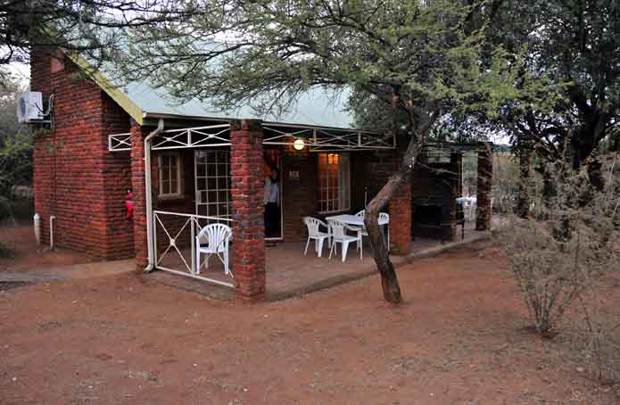 Chalet im 3 Sterne Safari Resort im Pilanesberg Nationalpark