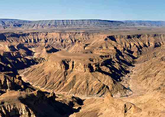 Wanderurlaub in Afrika - Geführte Gruppenreise zu Namibias Fish River Canyon Wanderurlaub in Afrika - Geführte Gruppenreise zu Namibias Fish River Canyon