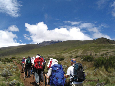 Afrikas höchster Berg ruft: Wander Safari zum Mt. Kilimanjaro in Tansania