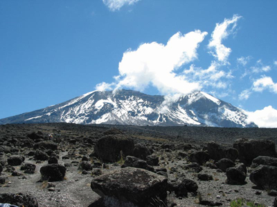 Wander Safari zum höchsten Berg Afrikas: Mount Kilimanjaro in Tansania